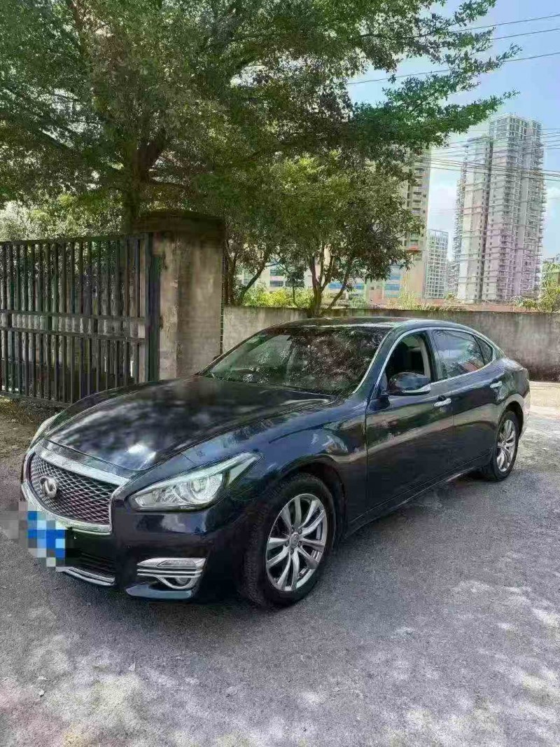 梧州17年英菲尼迪Q702