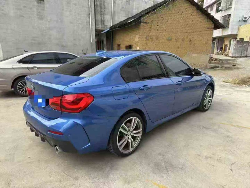 北海20年宝马1系8