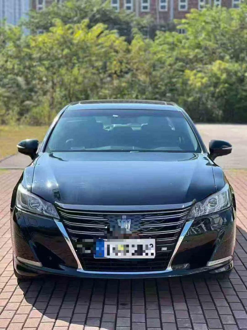 北海18年丰田皇冠1