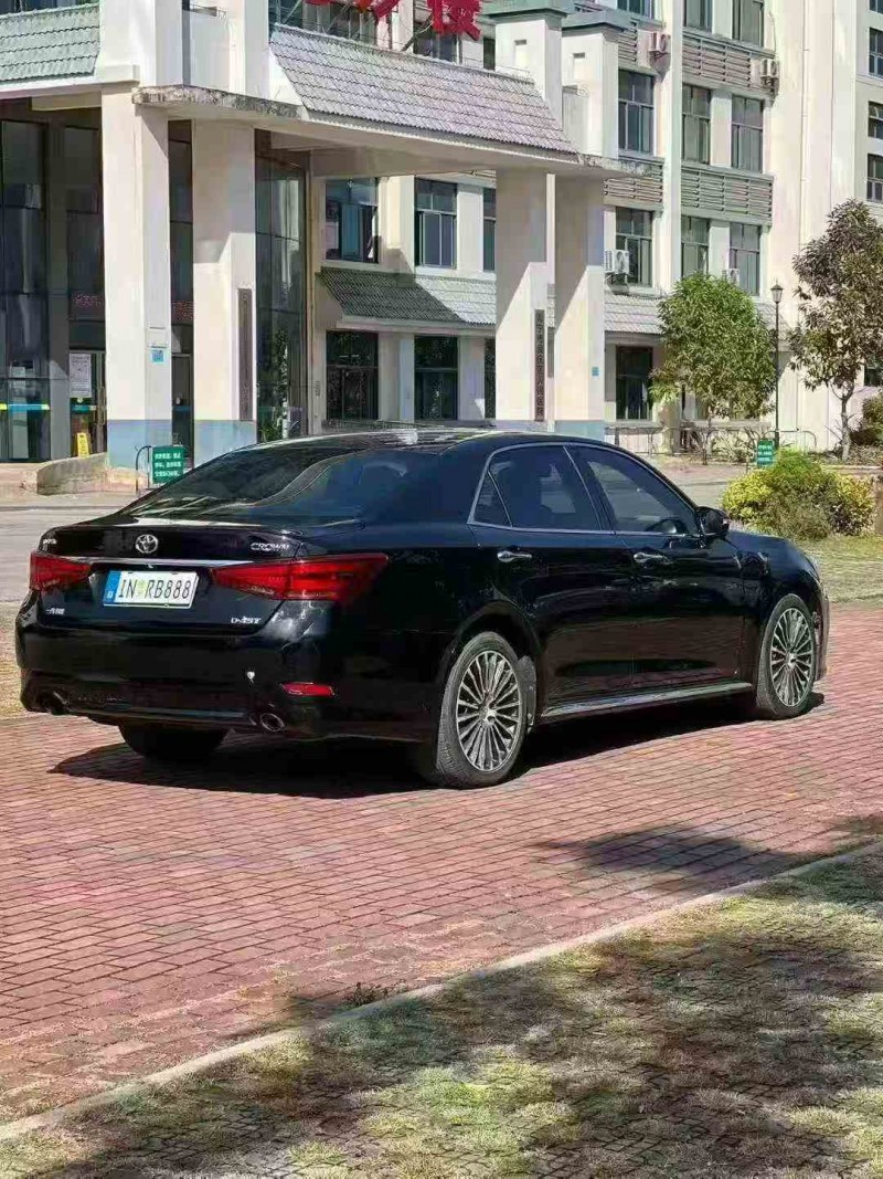 北海18年丰田皇冠9