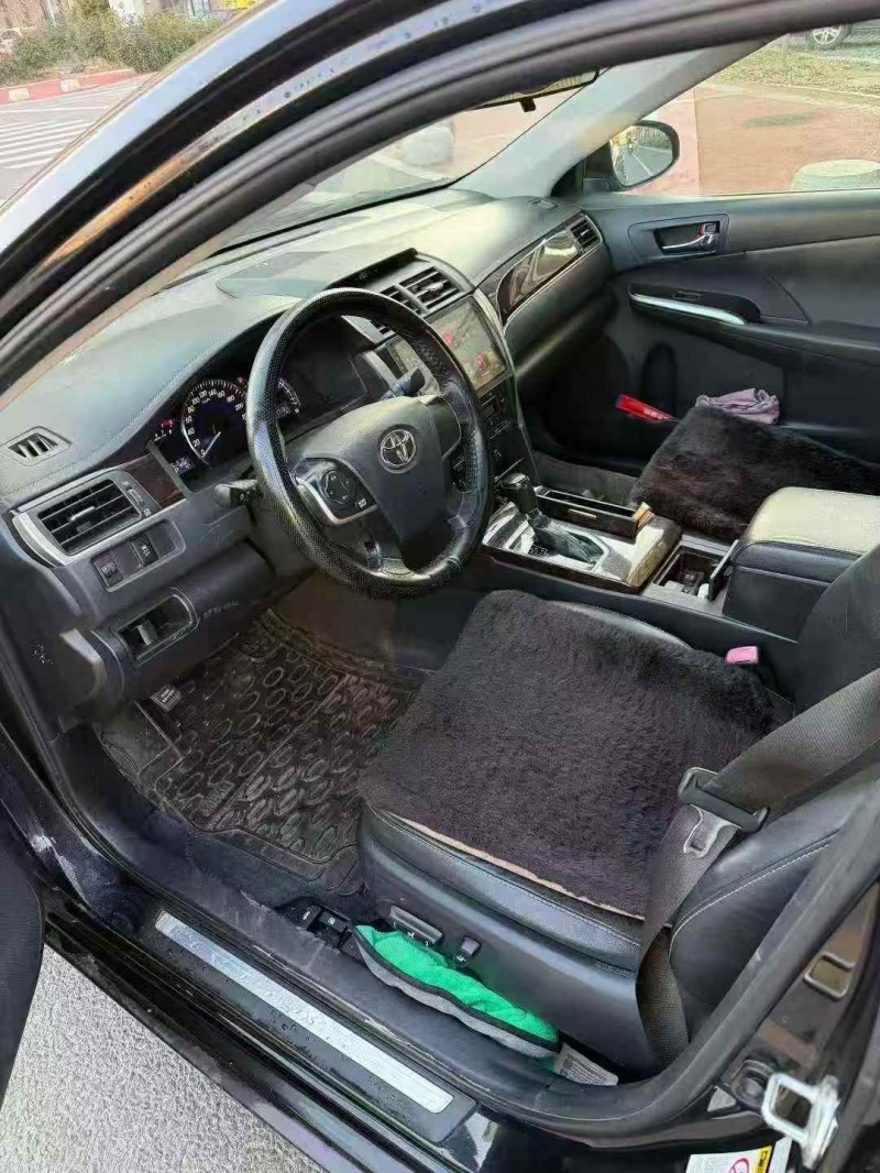 枣庄17年丰田凯美瑞5