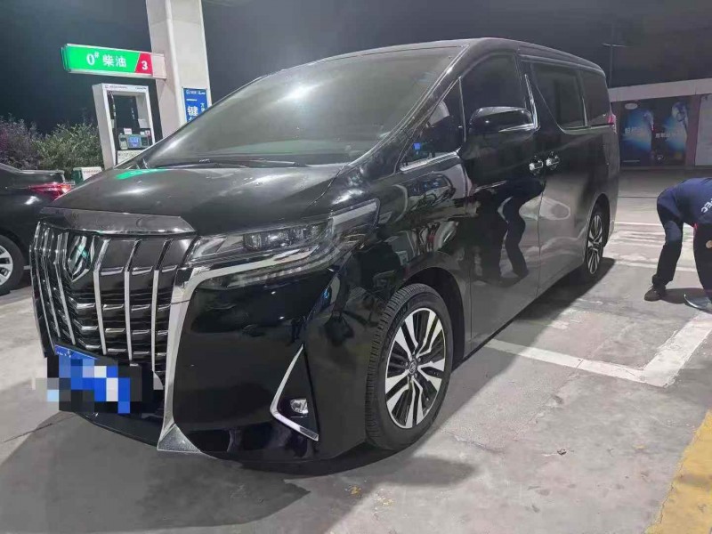 新余19年丰田埃尔法3