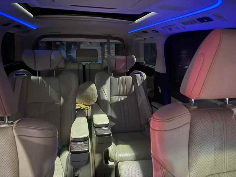 新余19年丰田埃尔法6