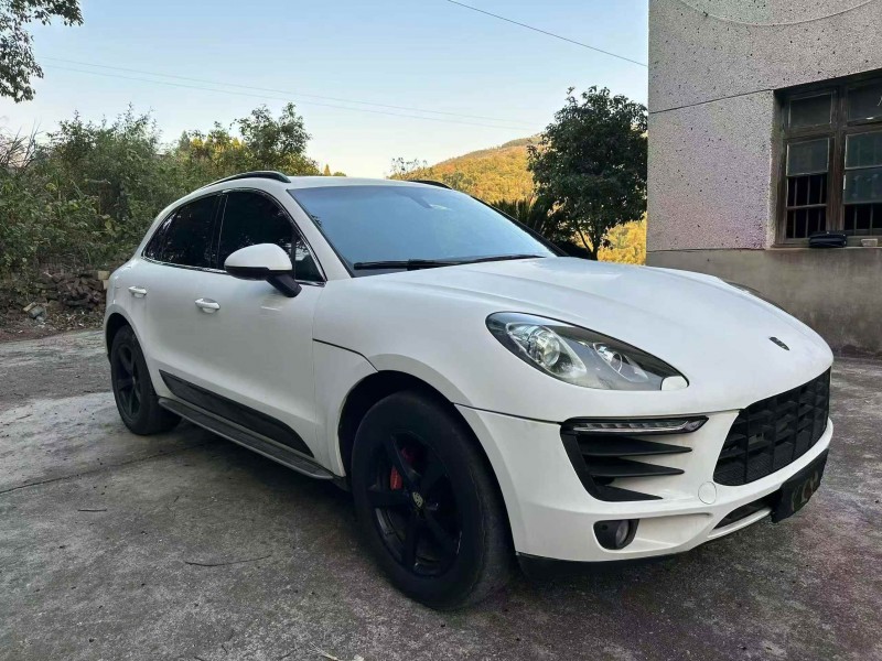 衡阳16年保时捷Macan4