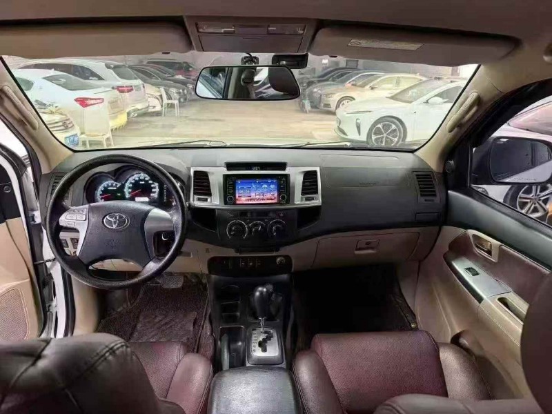 秦皇岛16年丰田奔跑者6