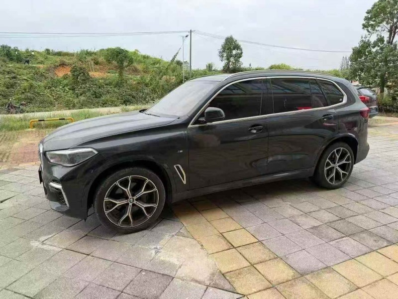 九江23年宝马X52