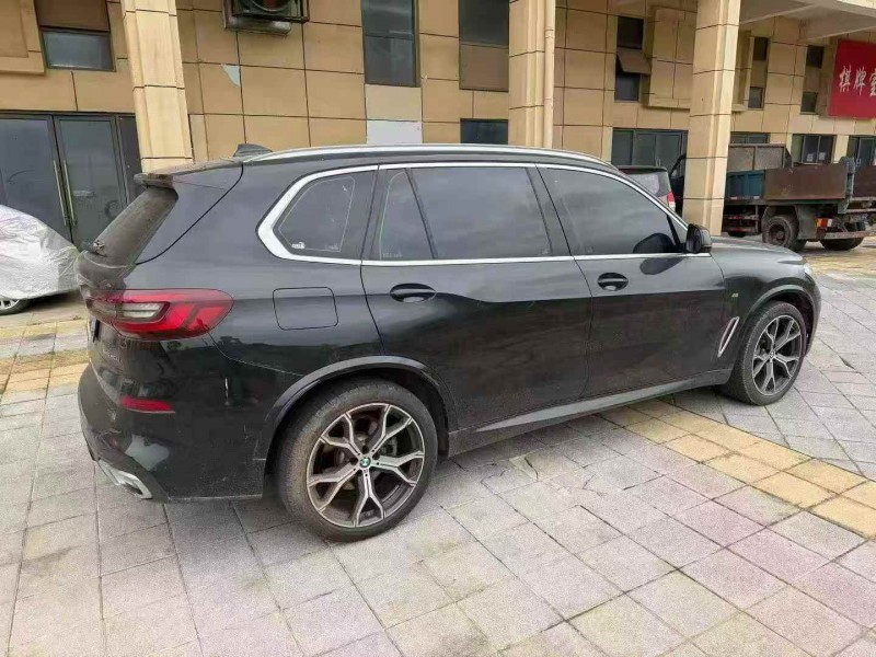 九江23年宝马X58