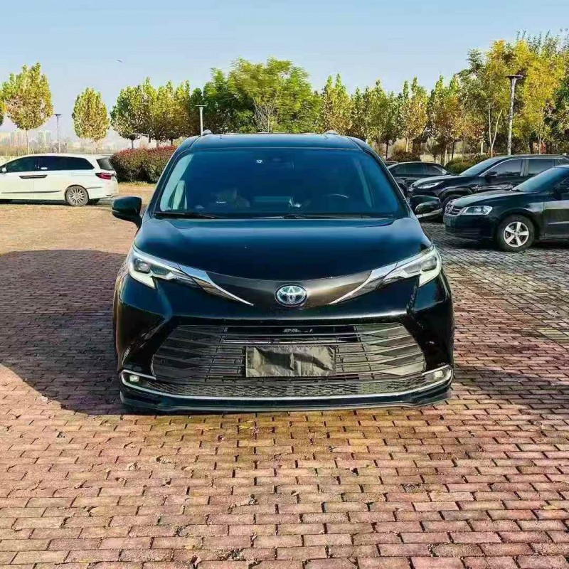 东营22年丰田塞纳1