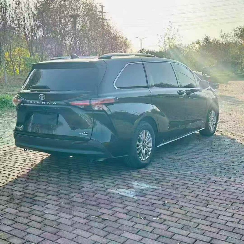 东营22年丰田塞纳7