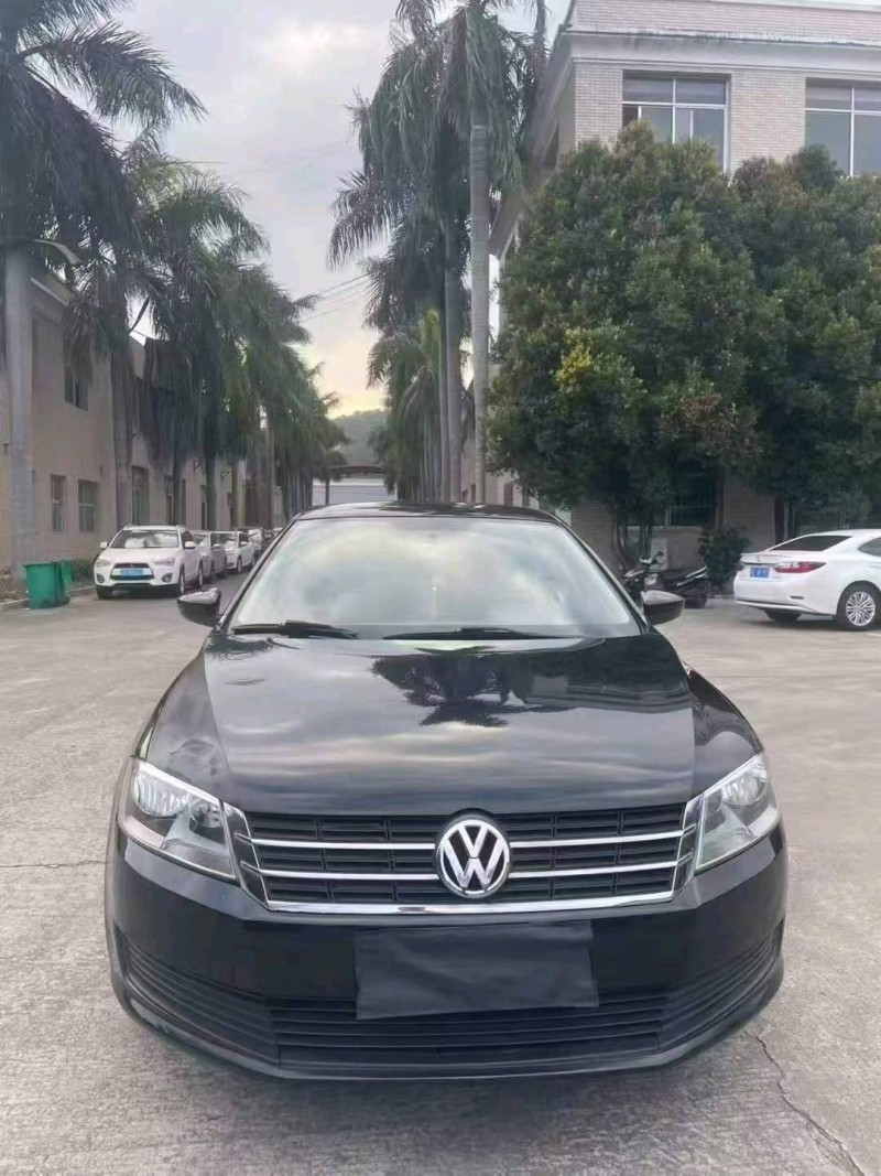 漳州17年大众朗逸1