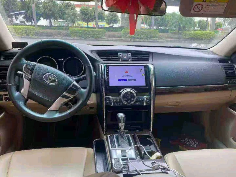 漳州13年丰田锐志5