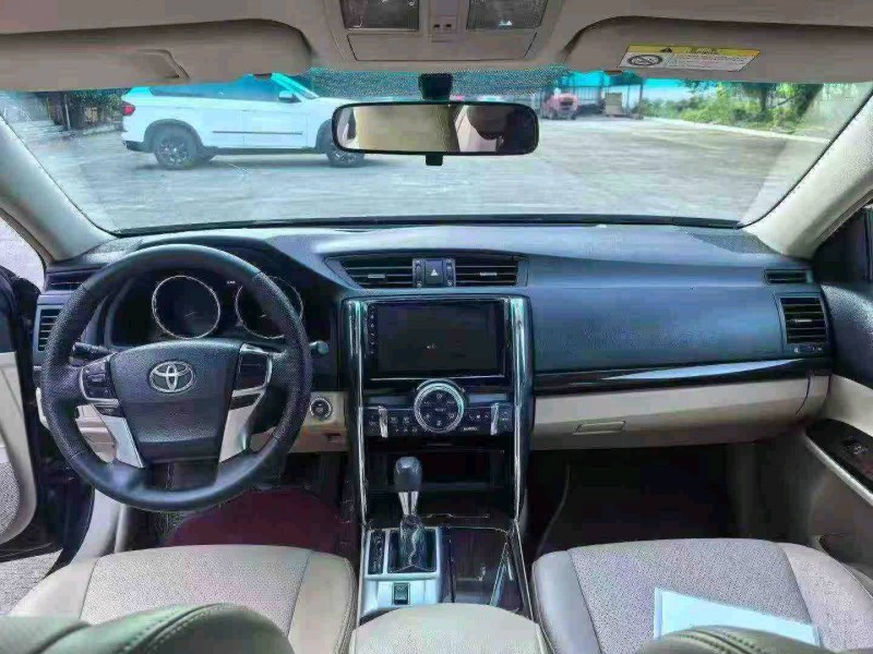 漳州12年丰田锐志4