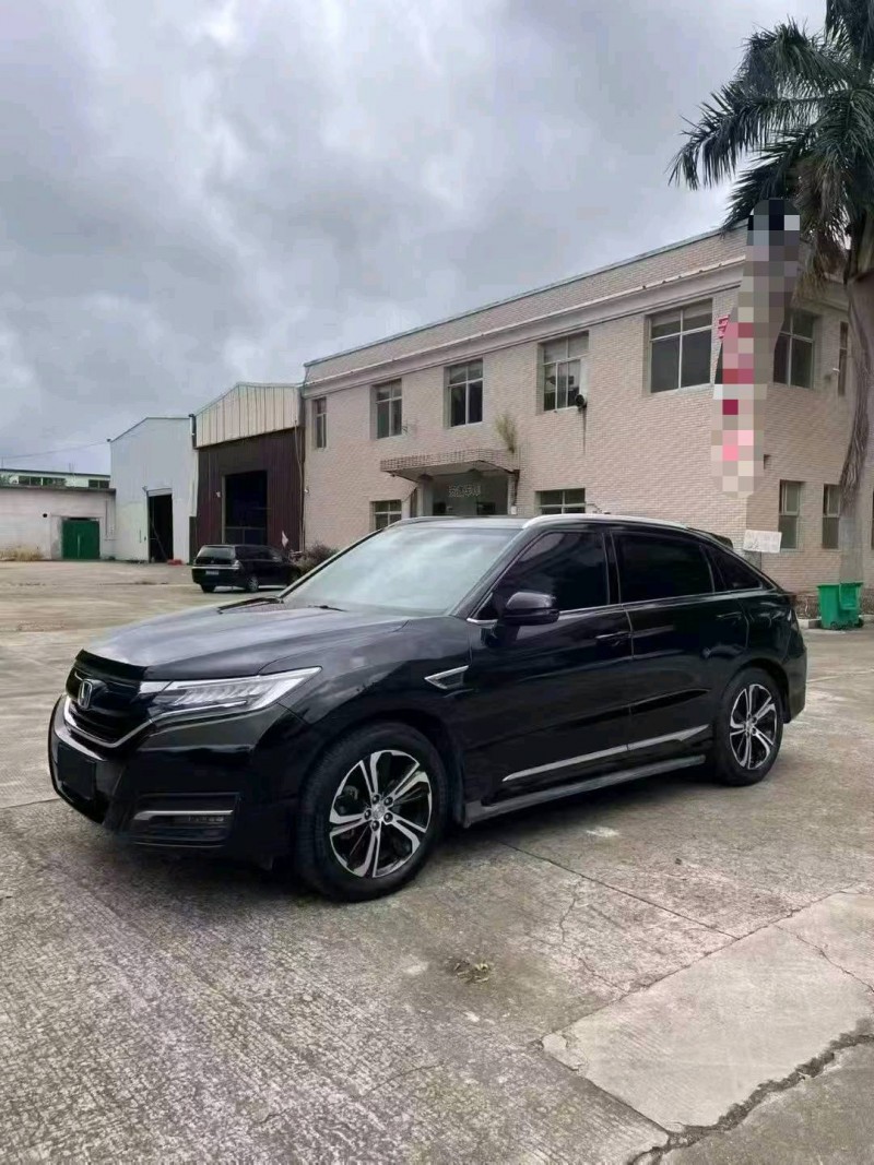 漳州17年本田URV3