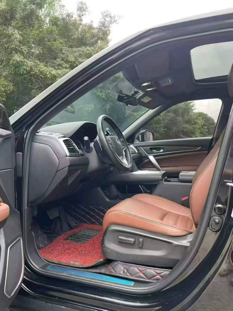 漳州17年本田URV4