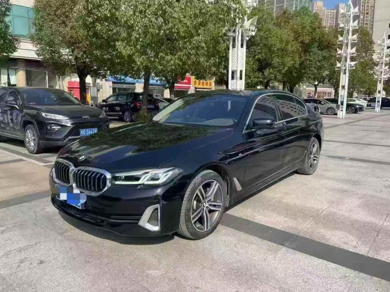 徐州22年宝马5系3