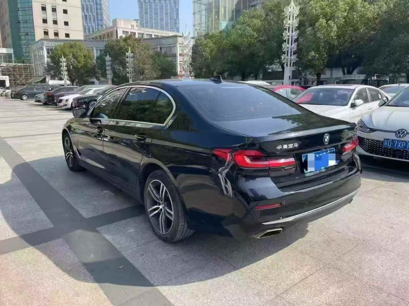 徐州22年宝马5系7