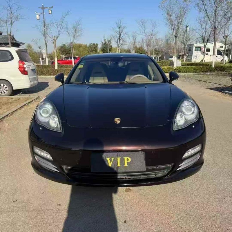 烟台12年保时捷帕拉梅拉1