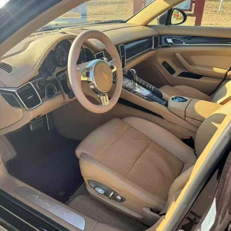 烟台12年保时捷帕拉梅拉4