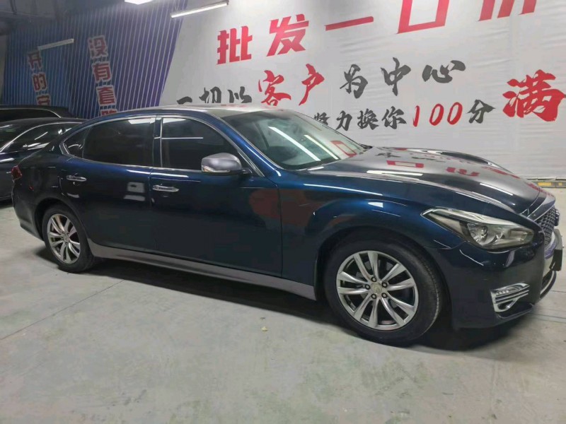 成都17年英菲尼迪Q703