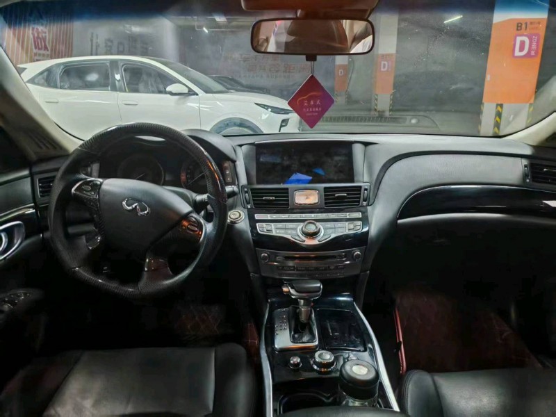 成都17年英菲尼迪Q706