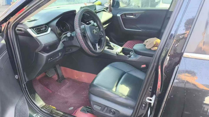 衡阳23年丰田威兰达6