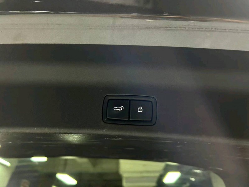 成都23年理想L86