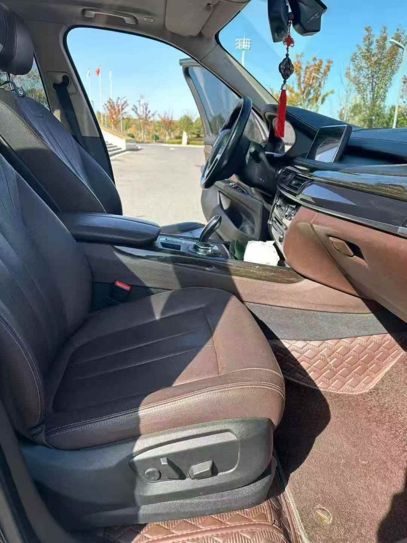 九江15年宝马X56