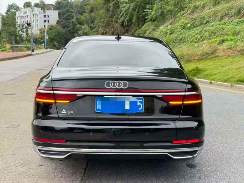 福州21年奥迪A8L9