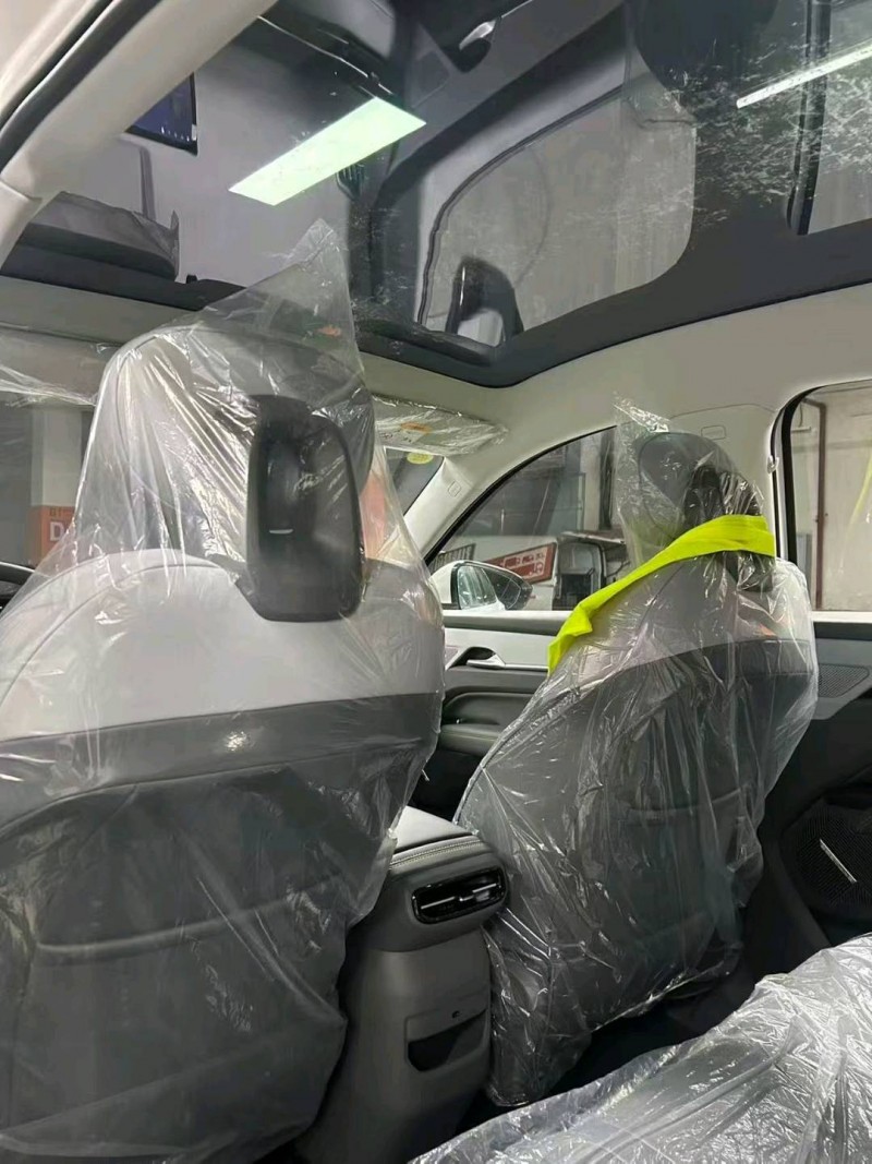 成都25年奔腾悦意3