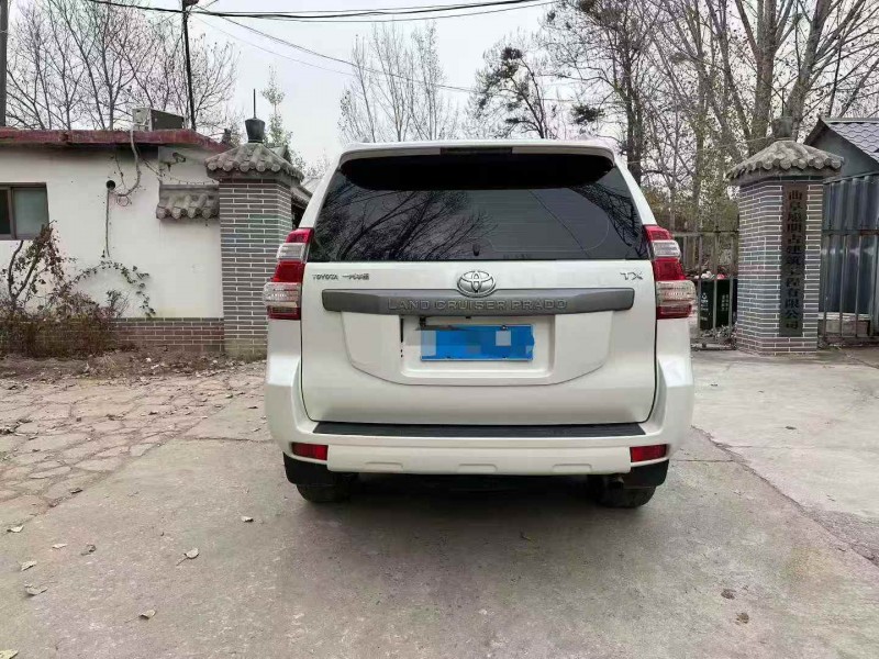 枣庄16年丰田普拉多9