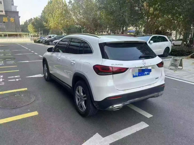 蚌埠22年奔驰GLA8