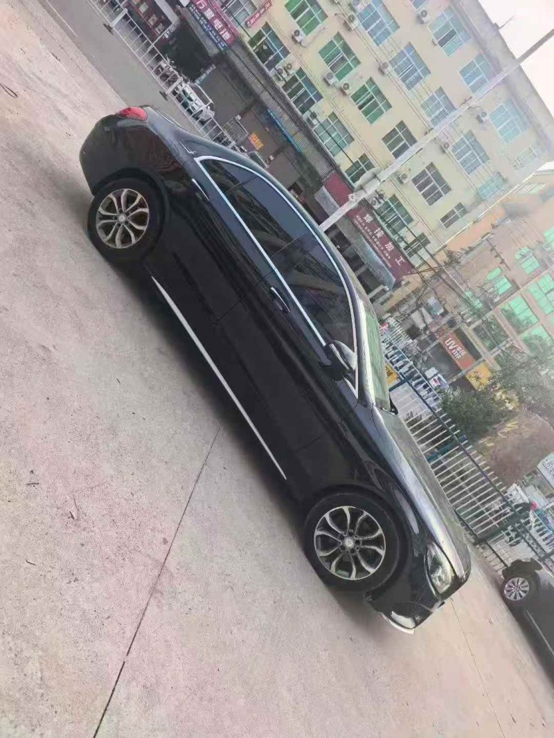 嘉兴16年奔驰C5