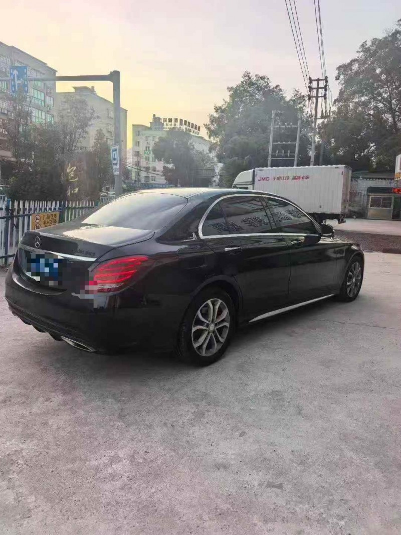 嘉兴16年奔驰C8
