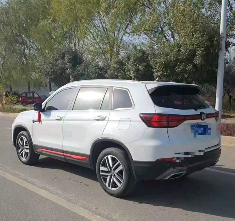 东营22年长安汽车CS758