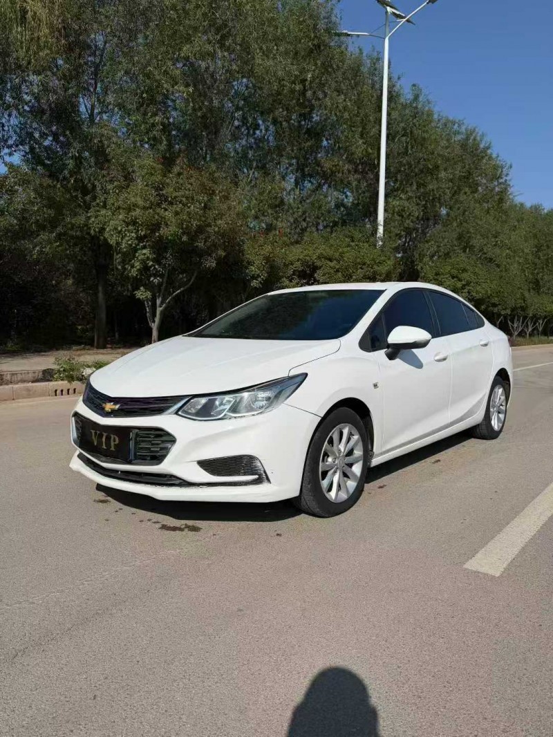 潍坊17年雪佛兰科鲁兹2