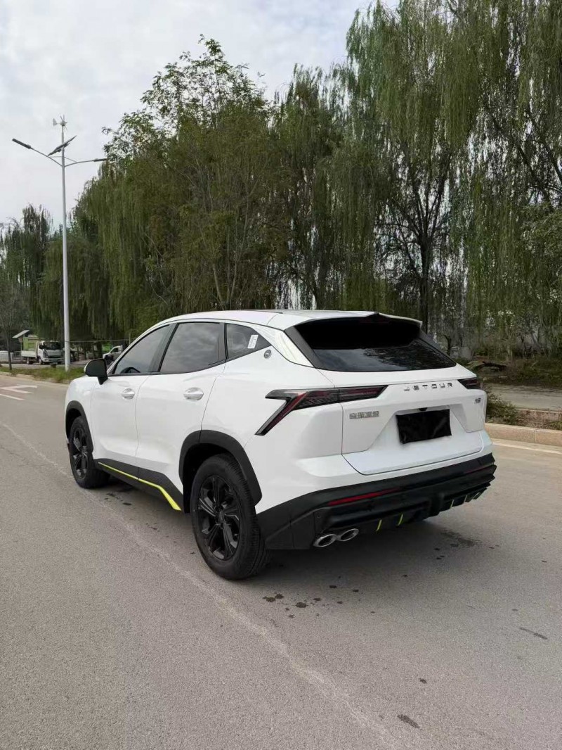 枣庄25年奇瑞捷途9