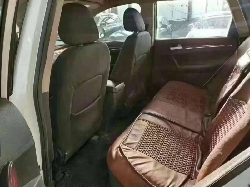 济宁16年众泰T6005