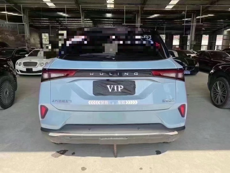 济宁22年五菱汽车星辰9