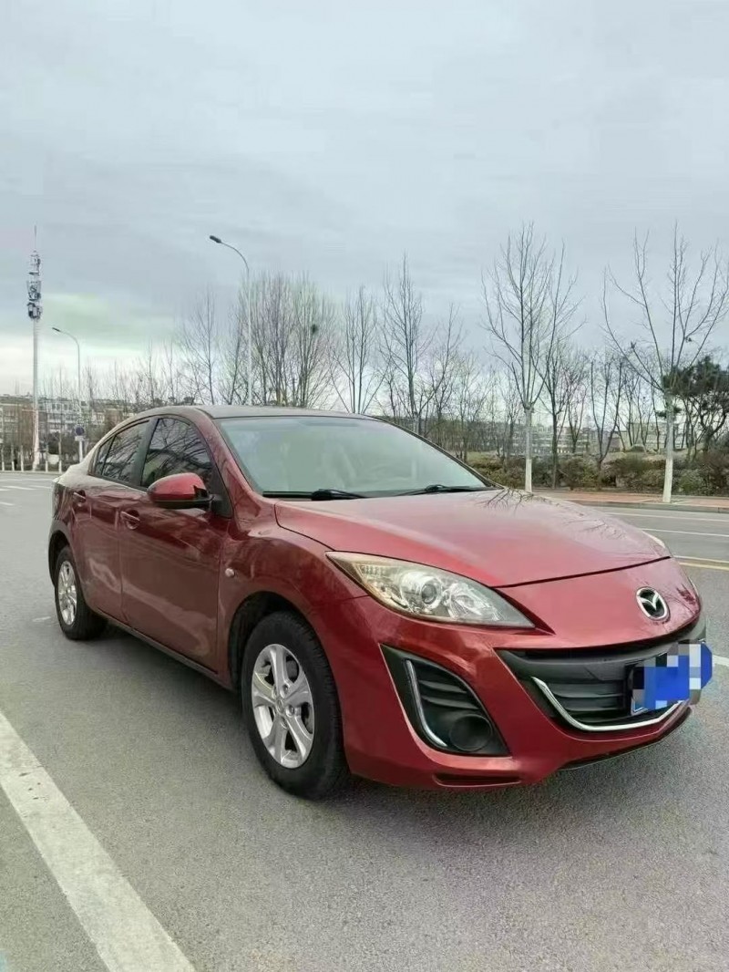 青岛16年马自达3星骋3