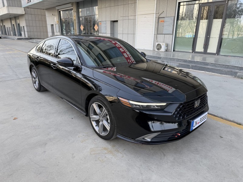 济宁23年本田雅阁2