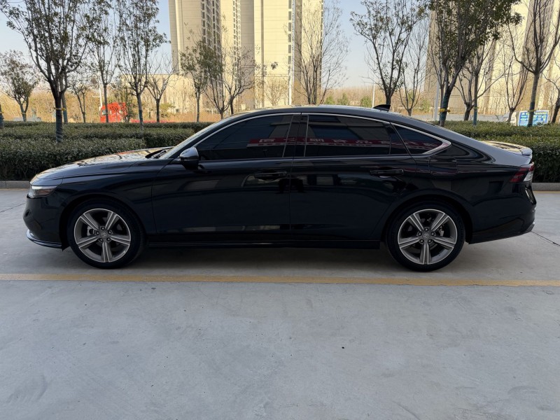 济宁23年本田雅阁7