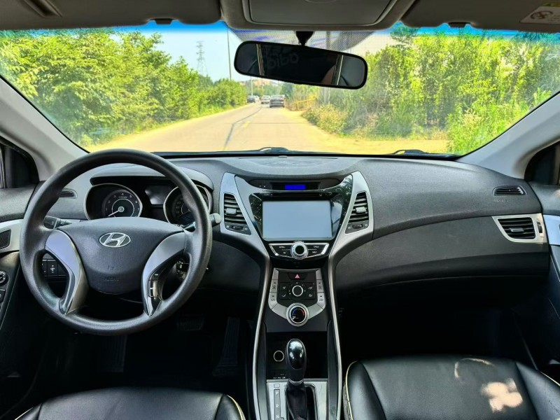 青岛15年现代朗动6