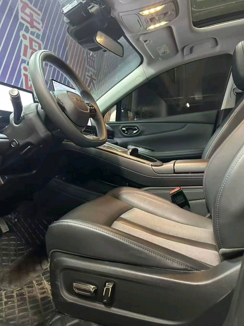 成都24年传祺埃安S5