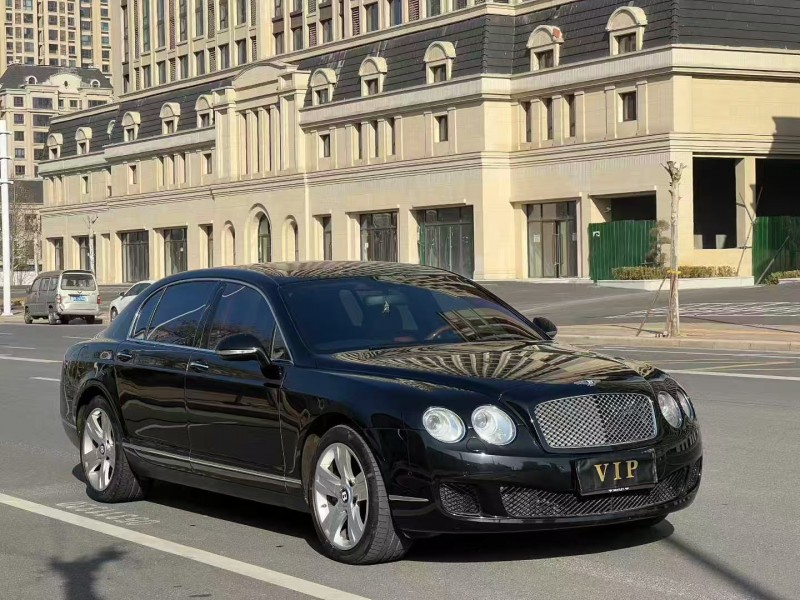 郑州11年宾利飞驰2