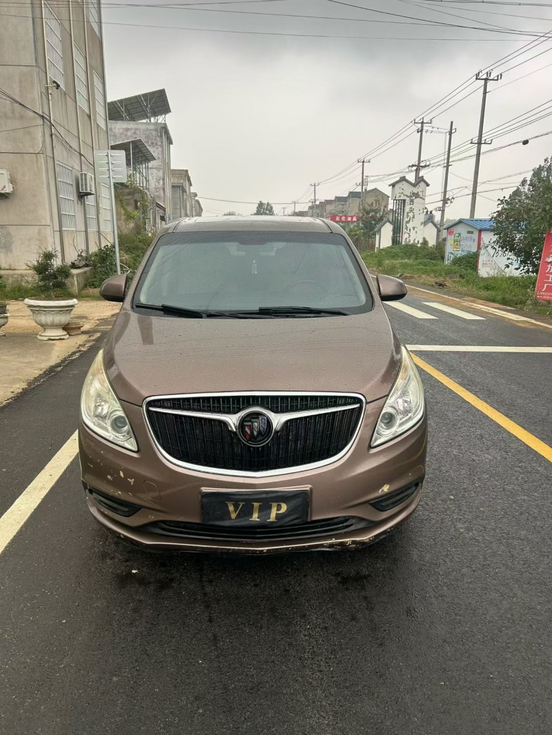 连云港19年别克GL81