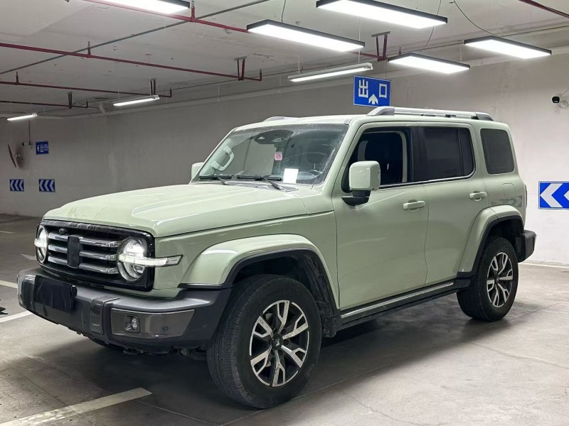 成都23年长城汽车坦克2