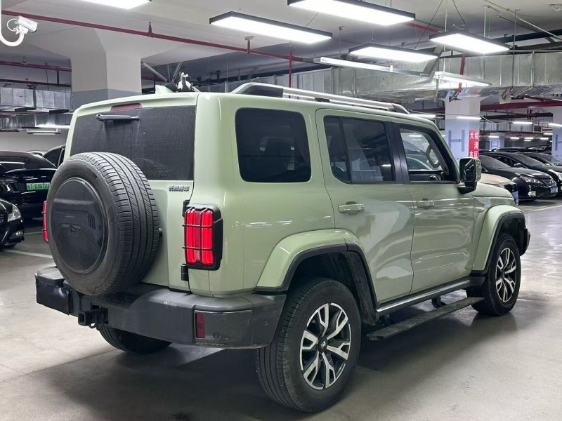 成都23年长城汽车坦克5