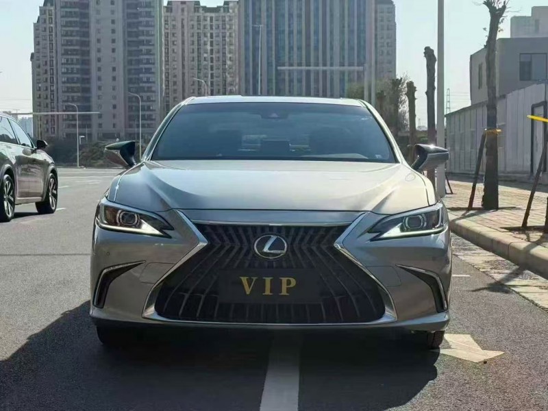 郑州23年雷克萨斯ES1