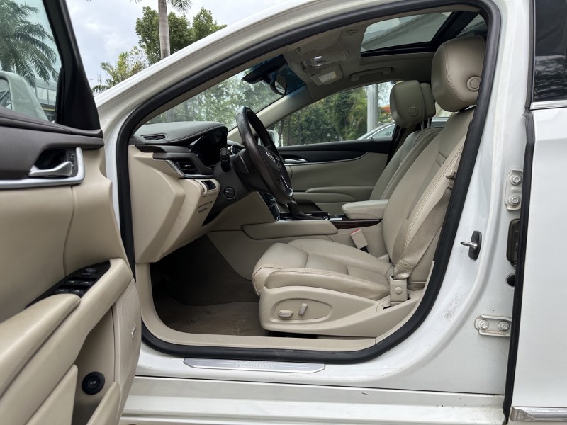 东莞14年凯迪拉克XTS6