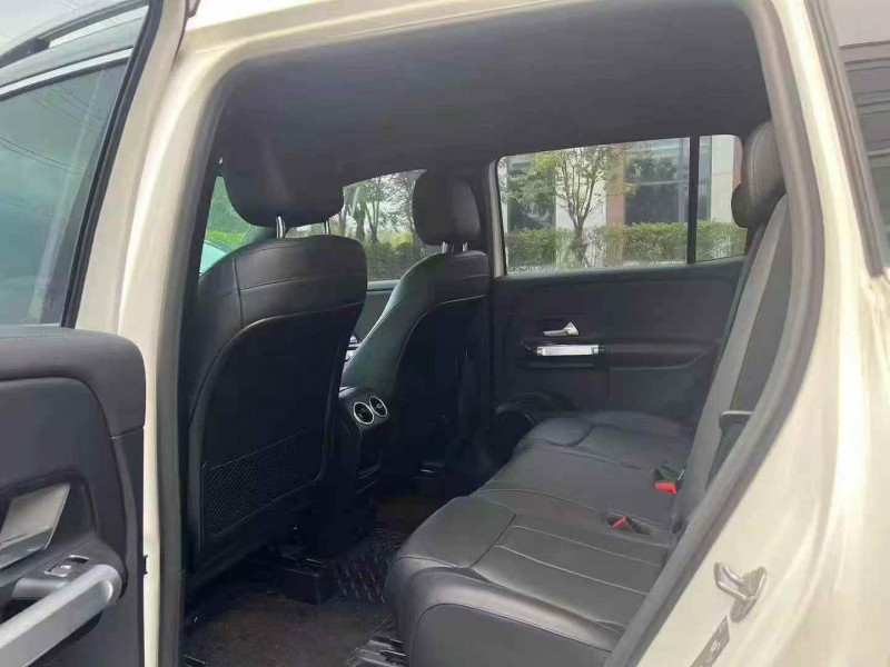 广州21年奔驰GLB8